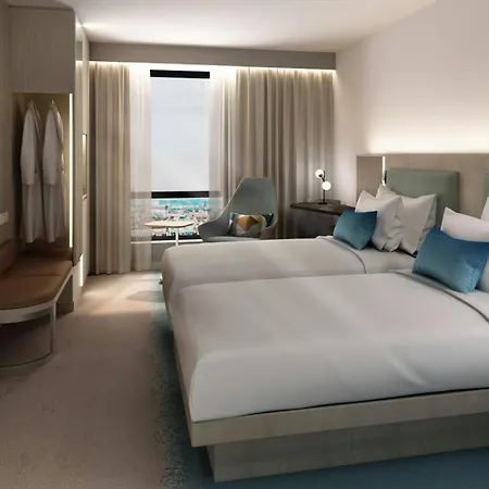 Courtyard By Marriott Hotel