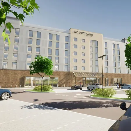 Courtyard By Marriott *